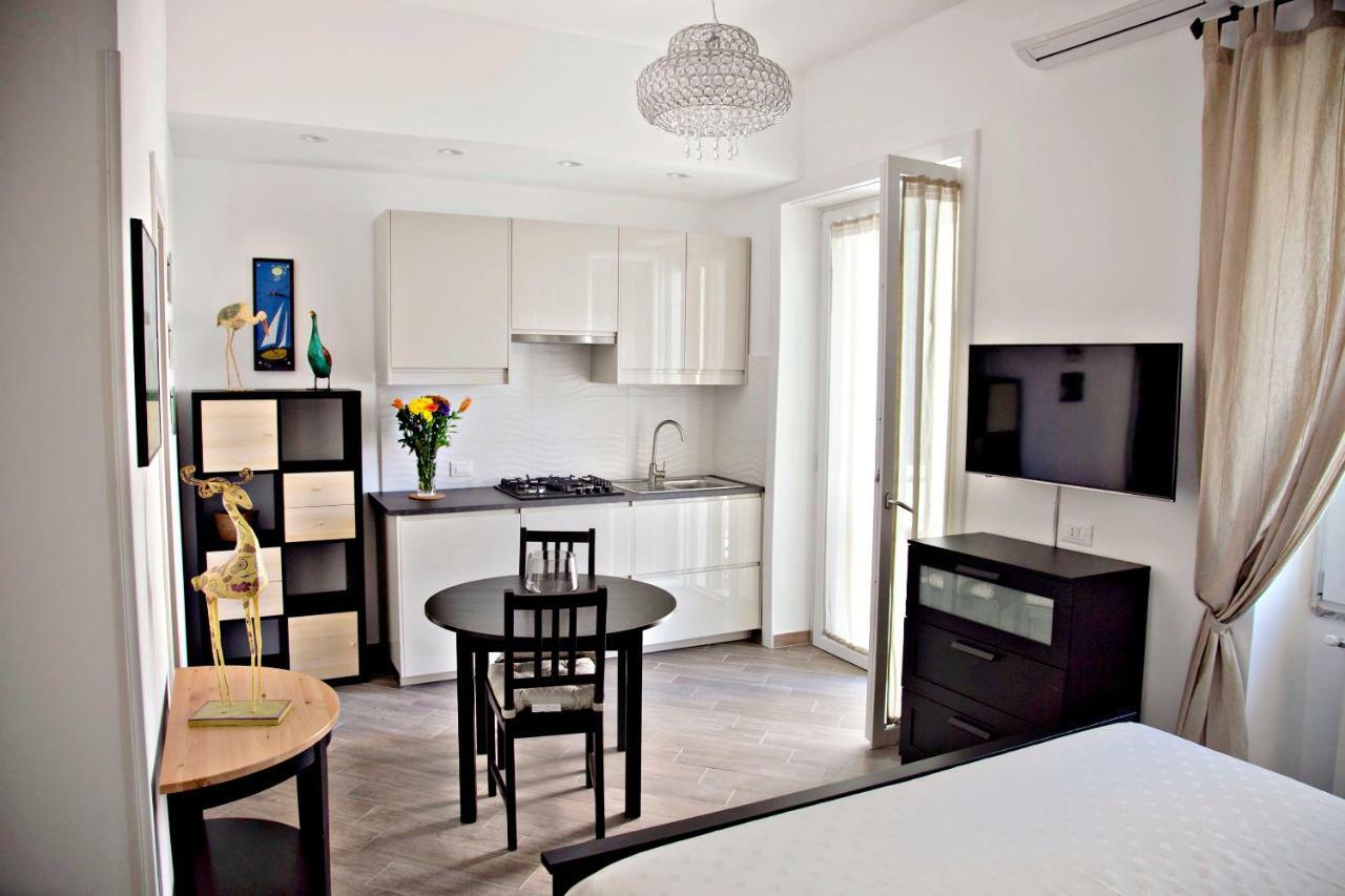 Maison Lumiere Salerno Luaran gambar