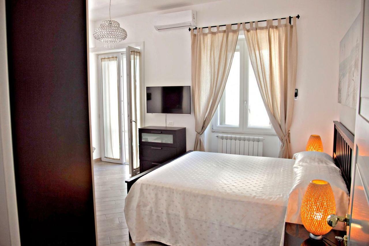 Maison Lumiere Salerno Luaran gambar
