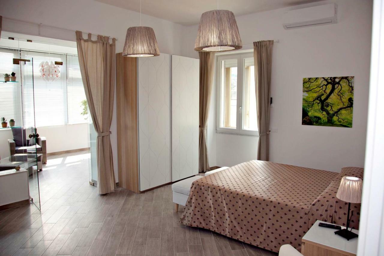 Maison Lumiere Salerno Luaran gambar